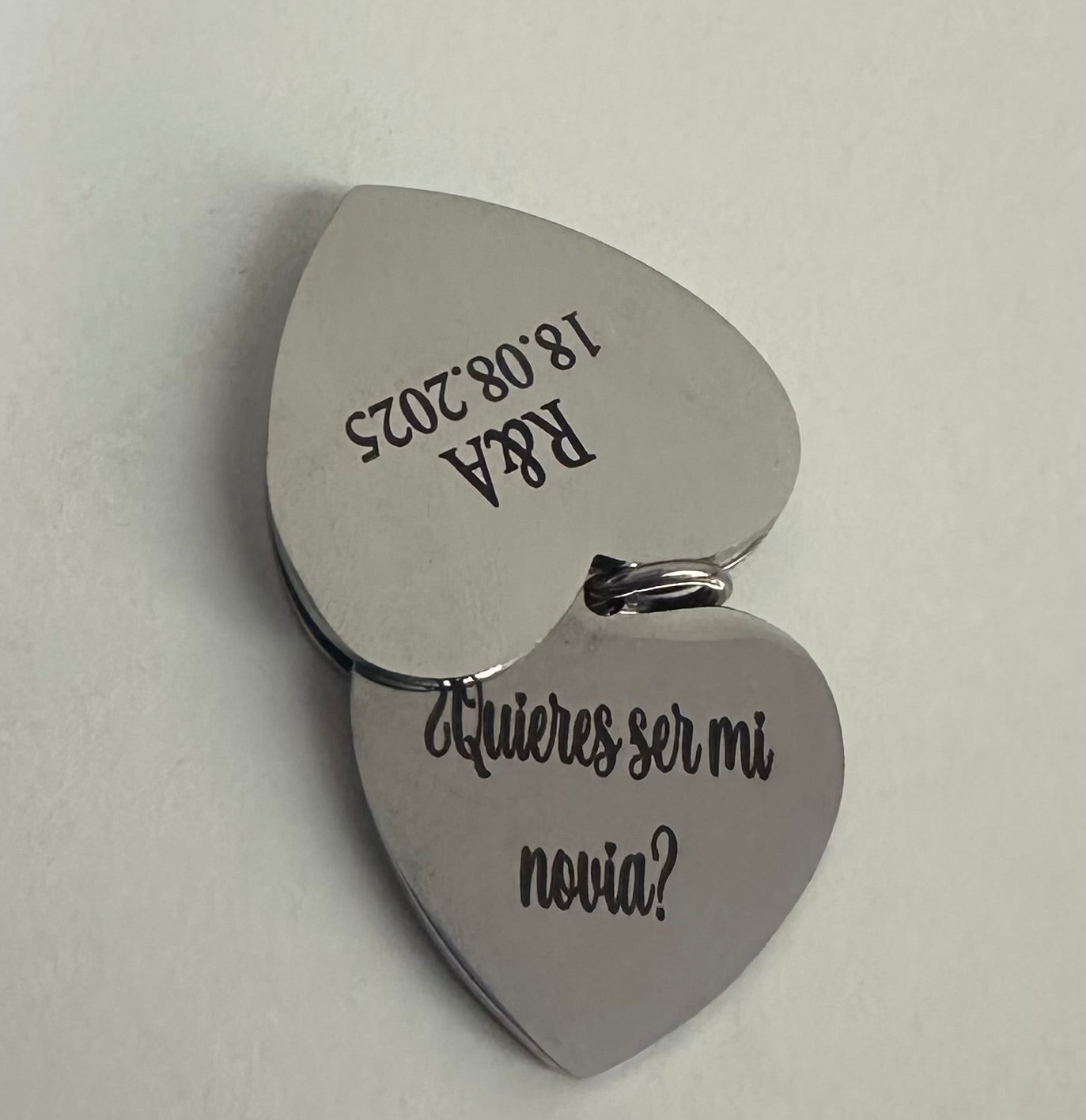 Cadena con dije corazón oculto personalizado