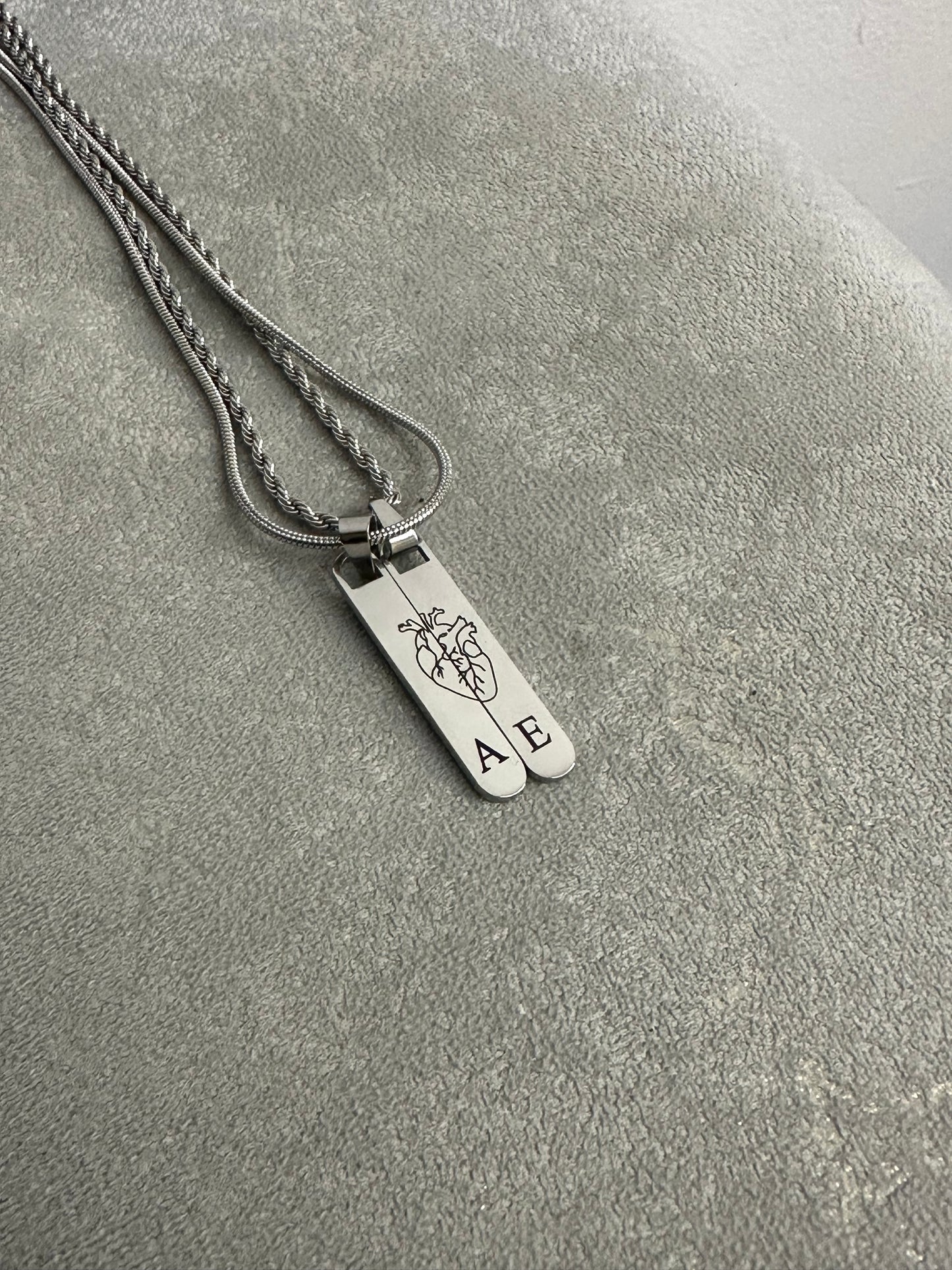 Cadenas personalizadas con dije rectangular largo
