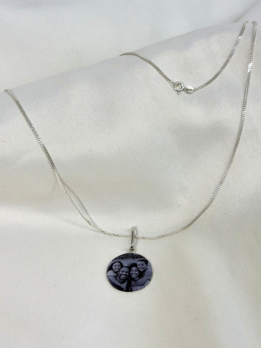 Cadena y dije en plata personalizada para caballero