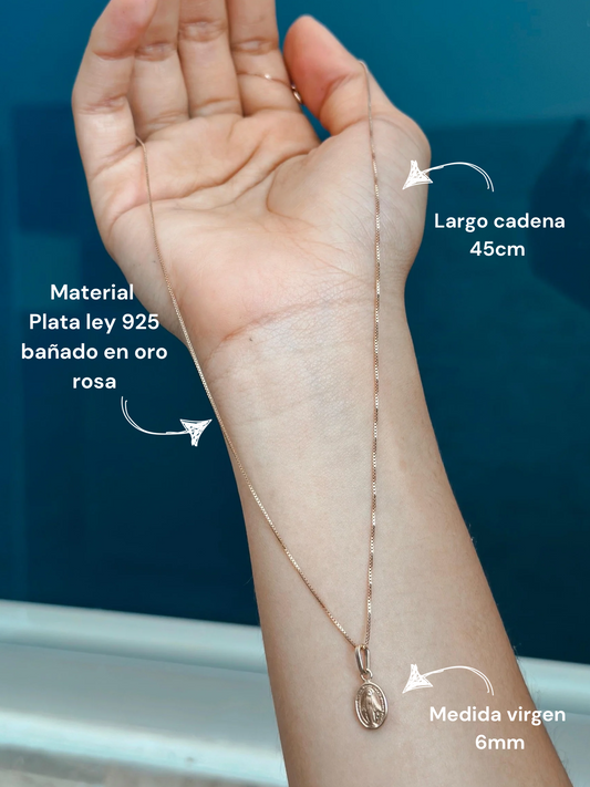 Cadena en plata bañada en oro rosa con dije de la virgen