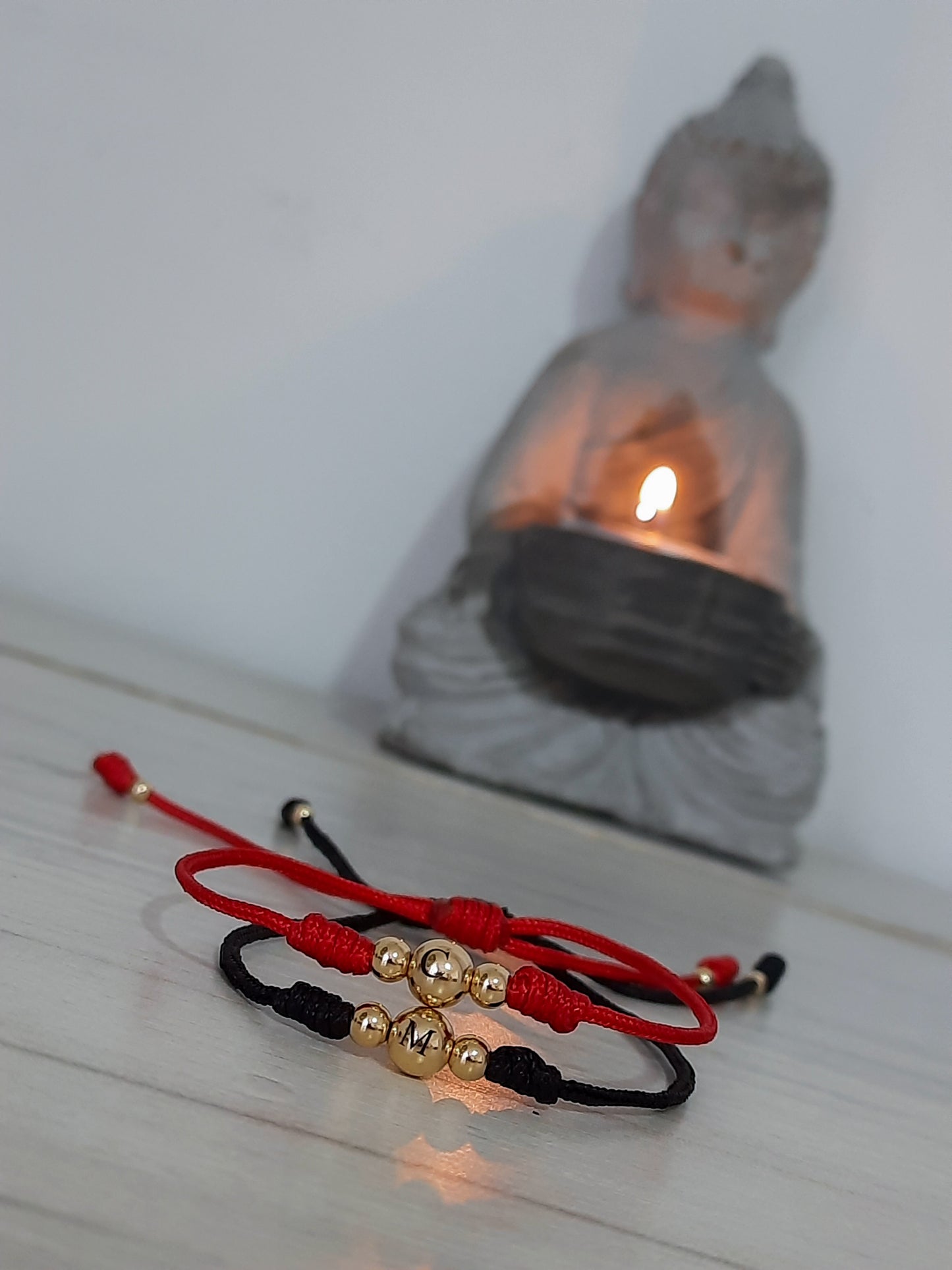 Pulsera tejida en oro laminado
