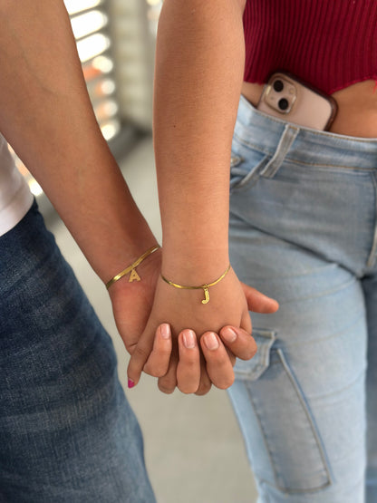 Pulseras tejido serpiente con inicial