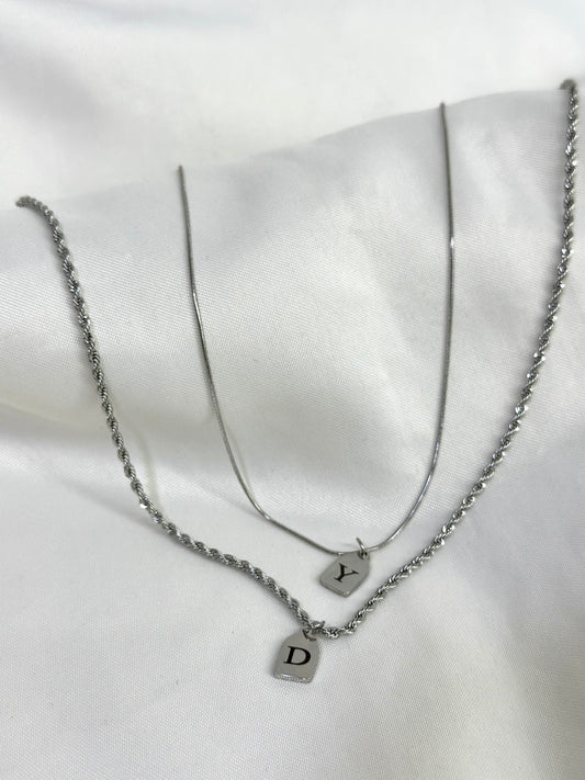 Cadena dije mini personalizada plateada