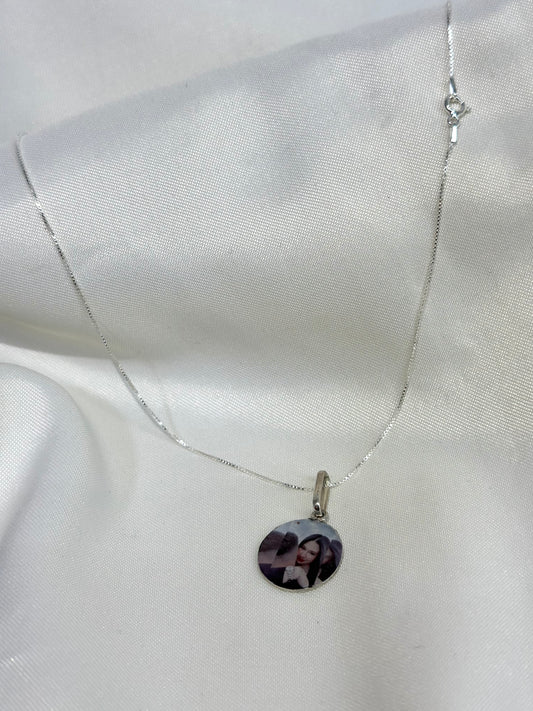 Cadena recuerdo en plata para dama