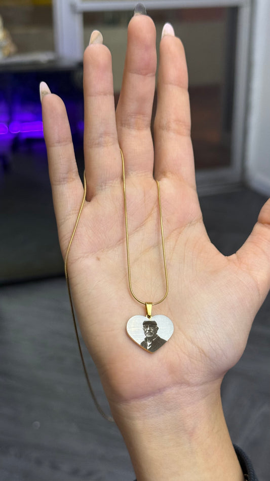 Cadena y dije corazón personalizado con foto