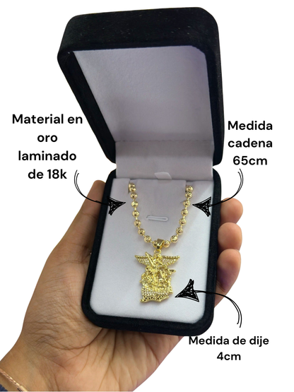 Cadena militar  dorada en oro laminado y dije san Miguel arcángel dorado
