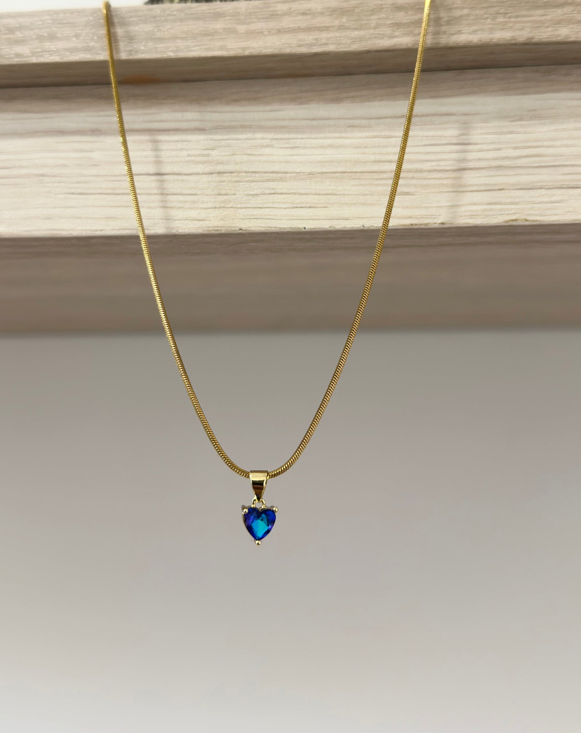Cadena con dije en forma de corazón swarovski azul - Extravaganza accesorios