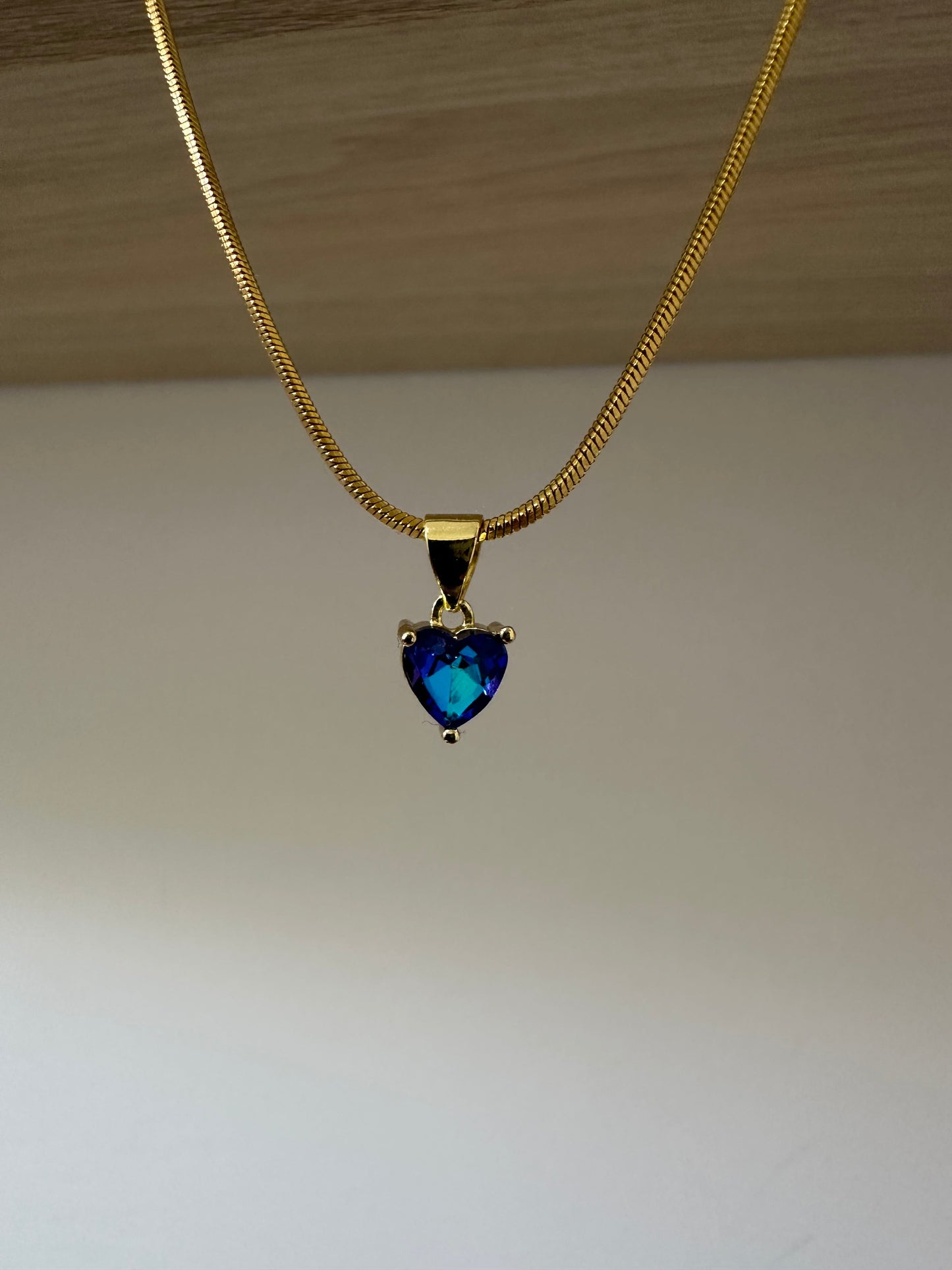 Cadena con dije en forma de corazón swarovski azul - Extravaganza accesorios
