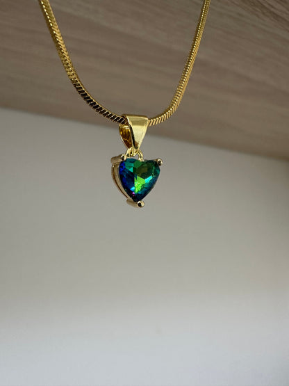 Cadena con dije en forma de corazón swarovski verde - Extravaganza accesorios