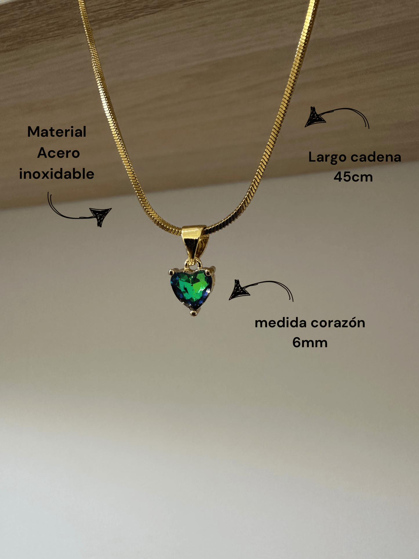 Cadena con dije en forma de corazón swarovski verde - Extravaganza accesorios