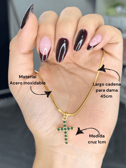 Cadena cruz circón verde en acero para dama - Extravaganza accesorios