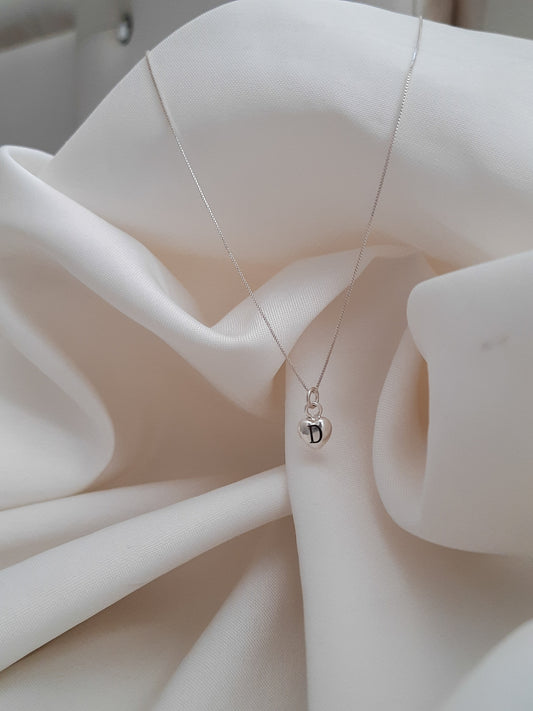 Cadena y dije corazon en plata + inicial - Extravaganza accesorios