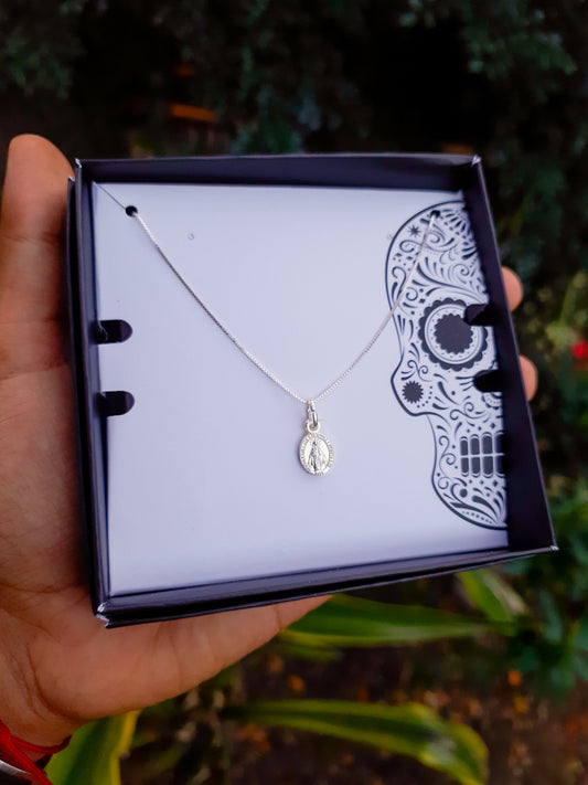 Cadena en plata dije virgen dama - Extravaganza accesorios