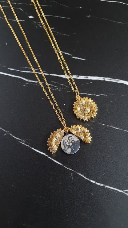 Cadena girasol con fotografia 🌻 - Extravaganza accesorios